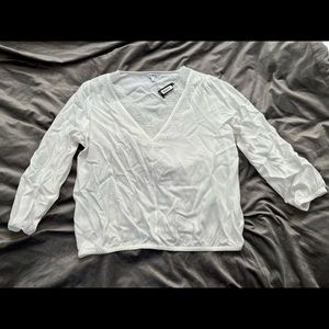 Never Worn Express Large White Lace V-neck Blouse